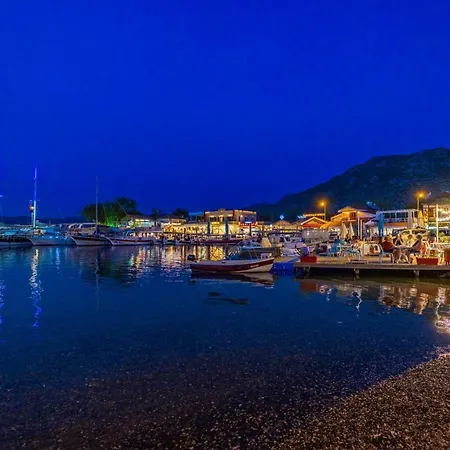 Base Selimiye *