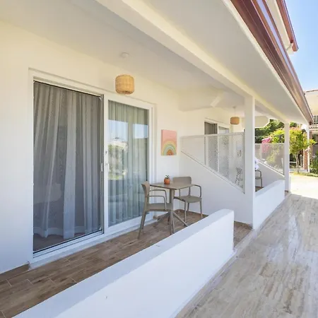 Hotel Base Selimiye