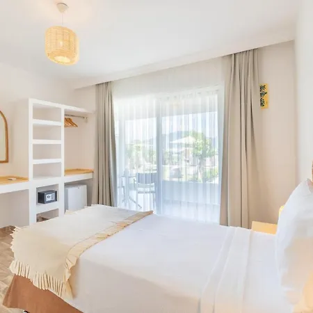 Base Selimiye 5* Marmaris
