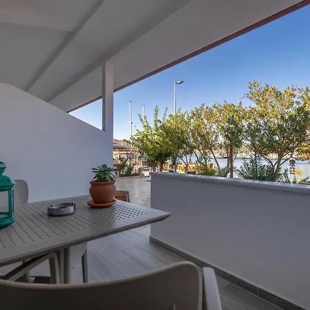 Base Selimiye Hotel *