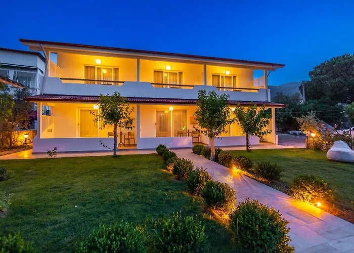 Base Selimiye Hotel *