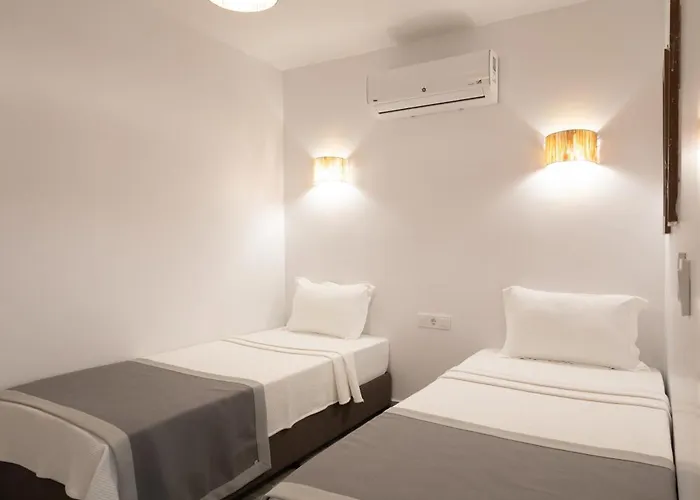 Base Selimiye Hotel *